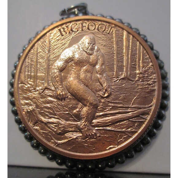 BIGFOOT – 1 AVDP Ounce – Copper – 39MM-Coin/Pendant - Picture 1 of 8